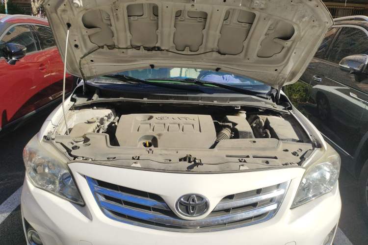 Used Toyota Corolla 2011 1.6L Automatic GL Engine Bay