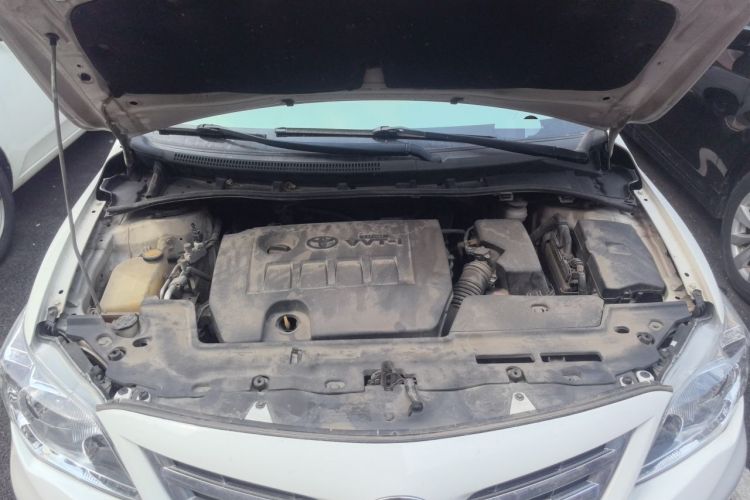 Used Toyota Corolla 2011 1.8L CVT GL-i Engine Bay