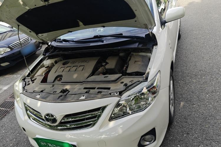Used Toyota Corolla 2011 1.8L CVT GL-i Commemorative Edition Engine Bay Left
