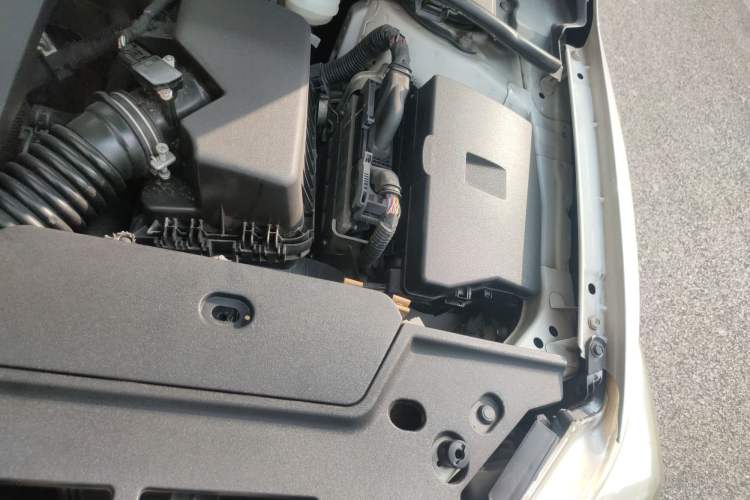 Used Toyota Corolla 2011 1.6L Automatic GL Engine Bay Left