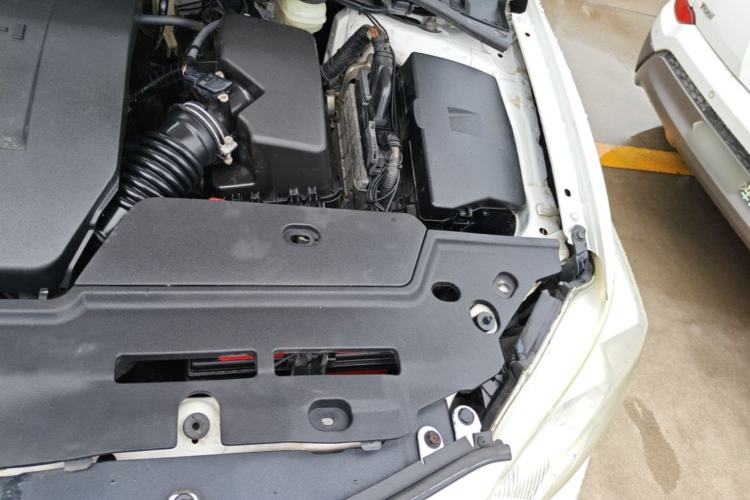 Used Toyota Corolla 2011 1.6L Automatic GL Engine Bay Left