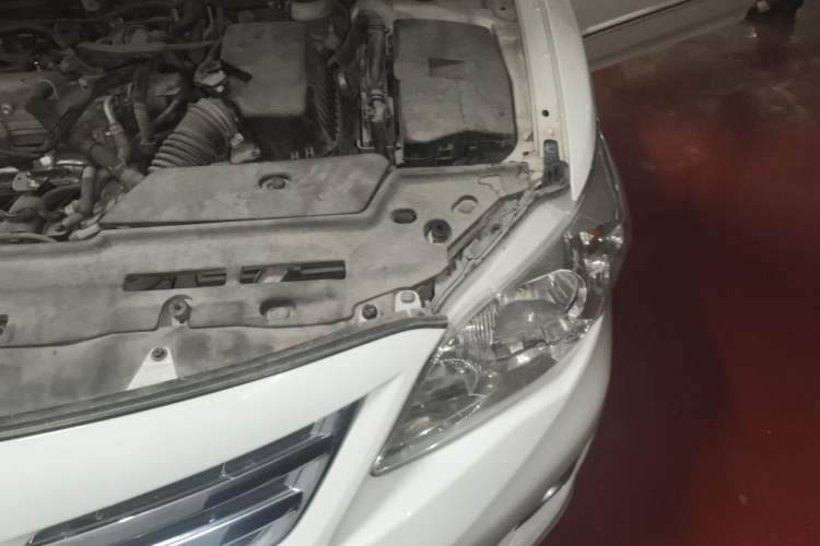 Used Toyota Corolla 2011 1.8L CVT GL-i Commemorative Edition Engine Bay Left