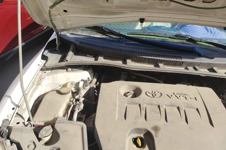Used Toyota Corolla 2011 1.6L Automatic GL Engine Bay Right