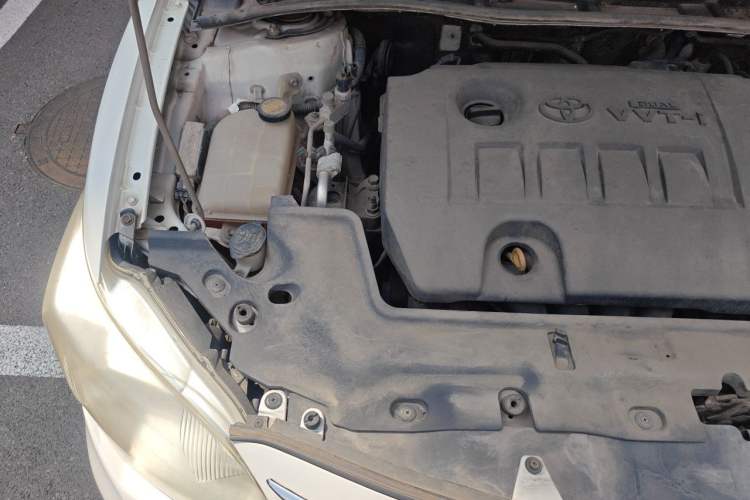 Used Toyota Corolla 2011 1.6L Automatic GL Engine Bay Right