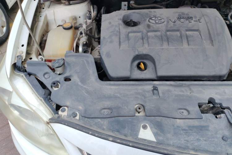 Used Toyota Corolla 2011 1.6L Manual GL Engine Bay Right