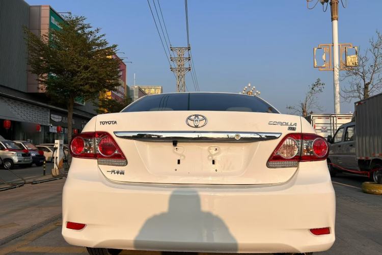 Used Toyota Corolla 2011 1.6L Manual GL Exterior 3