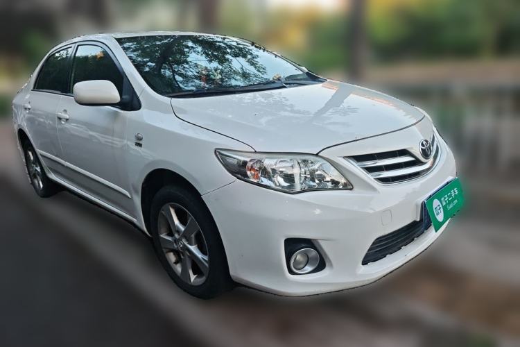 Used Toyota Corolla 2011 1.8L CVT GL-i Front Right 45 Deg