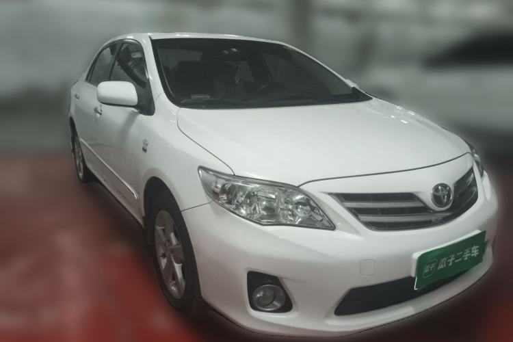 Used Toyota Corolla 2011 1.8L CVT GL-i Commemorative Edition Front Right 45 Deg