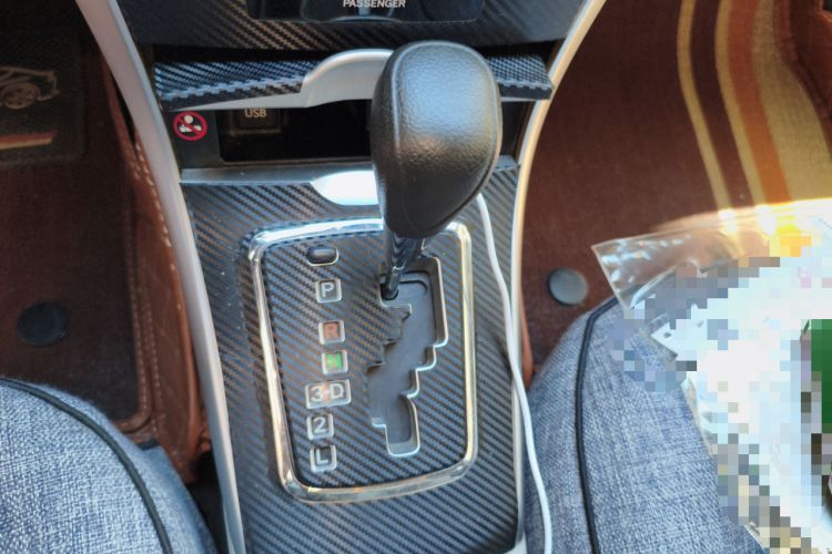 Used Toyota Corolla 2011 1.6L Automatic GL Gear Lever