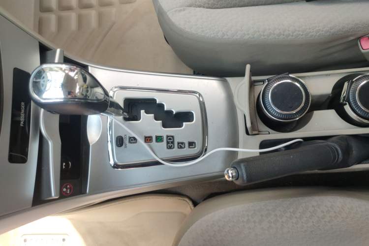 Used Toyota Corolla 2011 1.6L Automatic GL Gear Lever