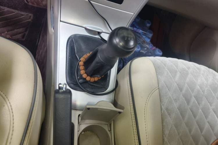 Used Toyota Corolla 2011 1.6L Manual GL Gear Lever