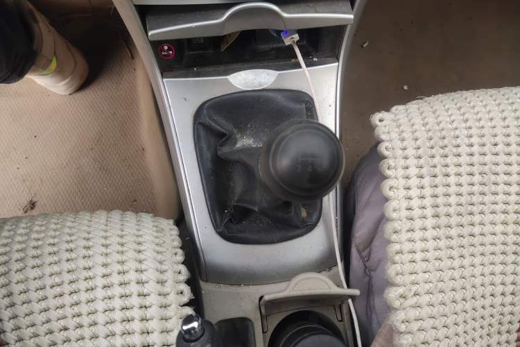 Used Toyota Corolla 2011 1.6L Manual GL Gear Lever