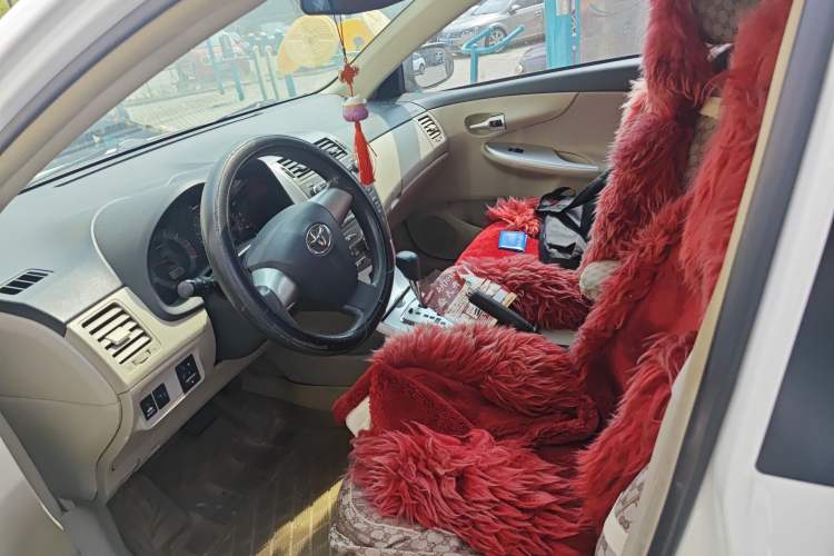 Used Toyota Corolla 2011 1.8L CVT GL-i Left Front Seat