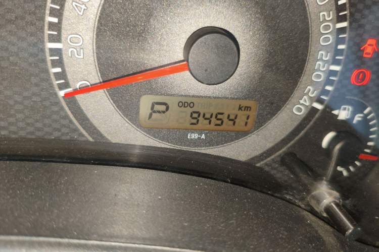 Used Toyota Corolla 2011 1.6L Automatic GL Odometer Close Up