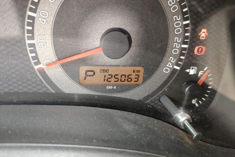 Used Toyota Corolla 2011 1.6L Automatic GL Odometer Close Up
