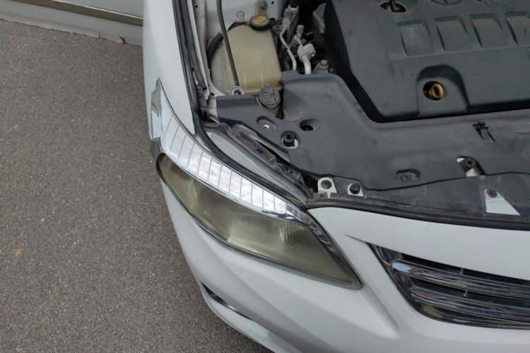 Used Toyota Corolla 2011 Commemorative Edition 1.6L Manual GL Right Front Headlight