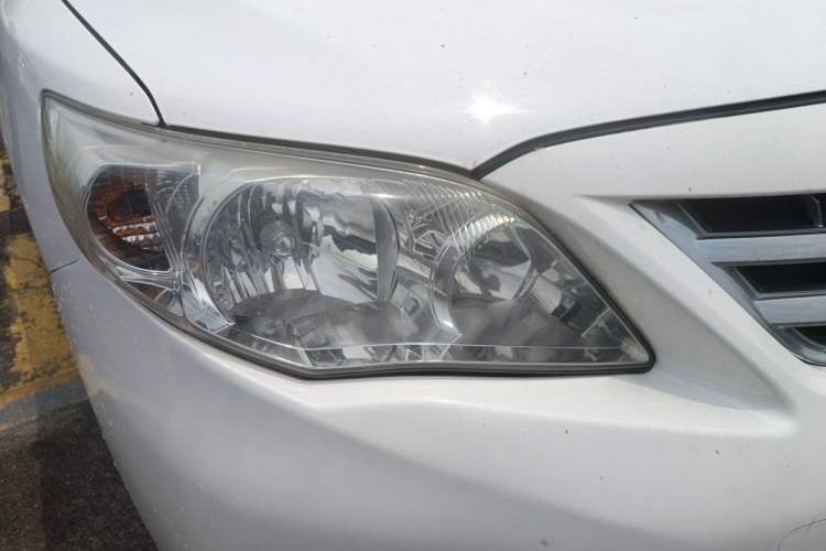 Used Toyota Corolla 2011 1.8L CVT GL-i Right Front Headlight