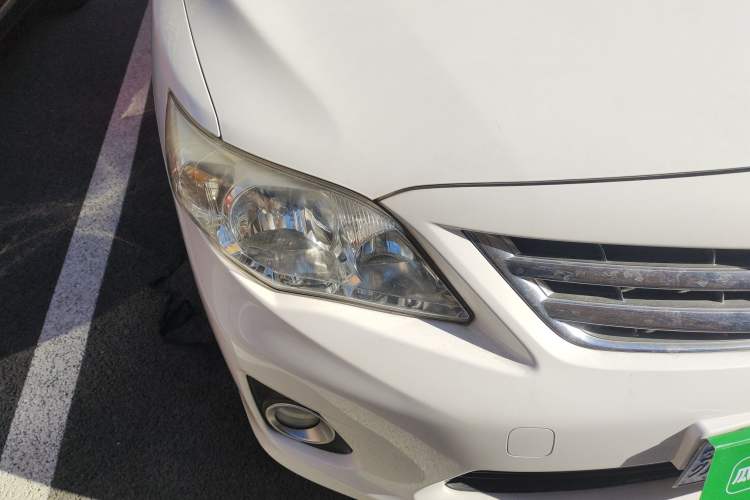 Used Toyota Corolla 2011 1.6L Automatic GL Right Front Headlight