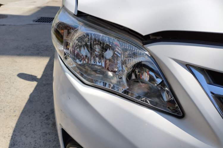 Used Toyota Corolla 2011 1.6L Automatic GL Right Front Headlight
