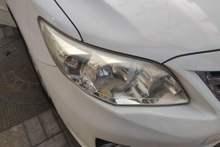 Used Toyota Corolla 2011 1.6L Automatic GL Right Front Headlight