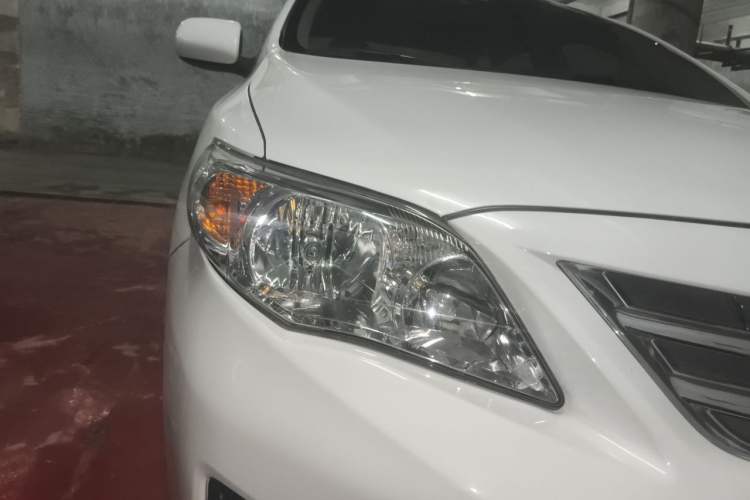 Used Toyota Corolla 2011 1.8L CVT GL-i Commemorative Edition Right Front Headlight