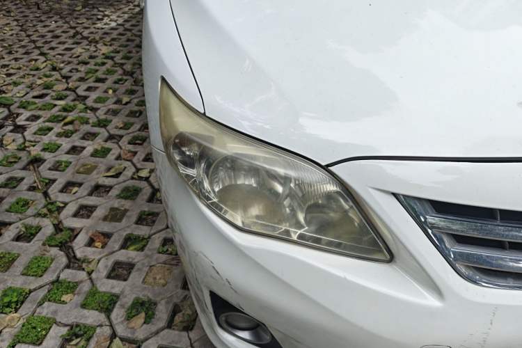 Used Toyota Corolla 2011 1.6L Automatic GL Right Front Headlight