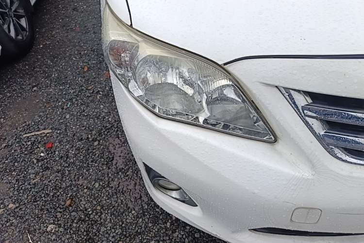 Used Toyota Corolla 2011 1.8L CVT GL-i Right Front Headlight