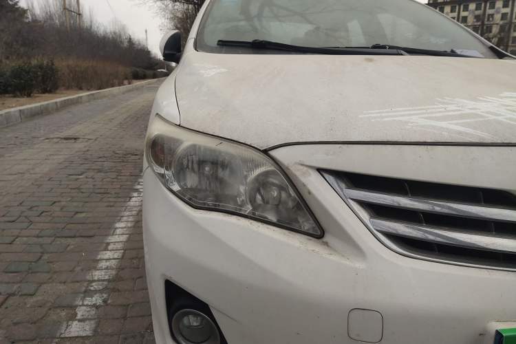 Used Toyota Corolla 2011 1.6L Manual GL Right Front Headlight
