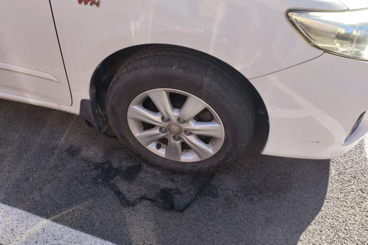 Used Toyota Corolla 2011 1.6L Automatic GL Right Front Wheel Hub
