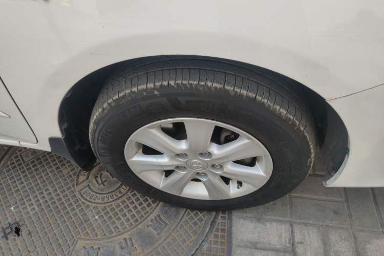 Used Toyota Corolla 2011 1.6L Automatic GL Right Front Wheel Hub