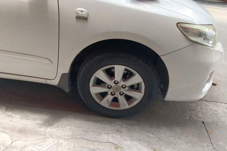 Used Toyota Corolla 2011 1.6L Automatic GL Right Front Wheel Hub