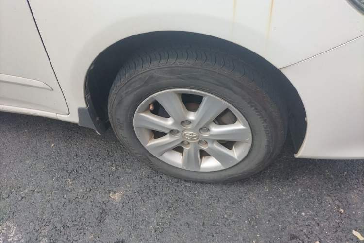 Used Toyota Corolla 2011 1.6L Automatic GL Right Front Wheel Hub