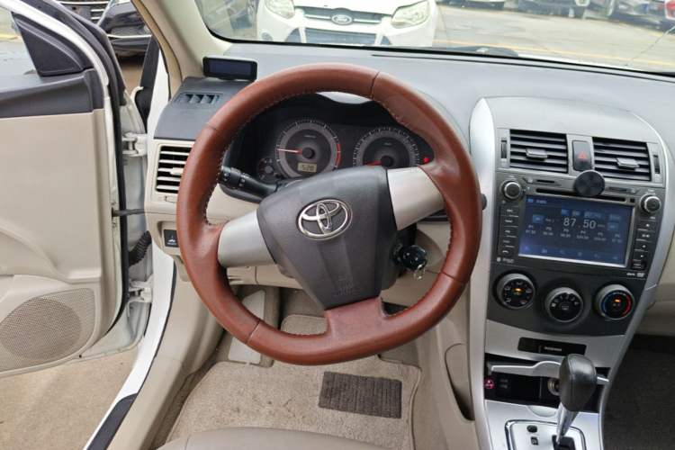 Used Toyota Corolla 2011 1.6L Automatic GL Steering Wheel