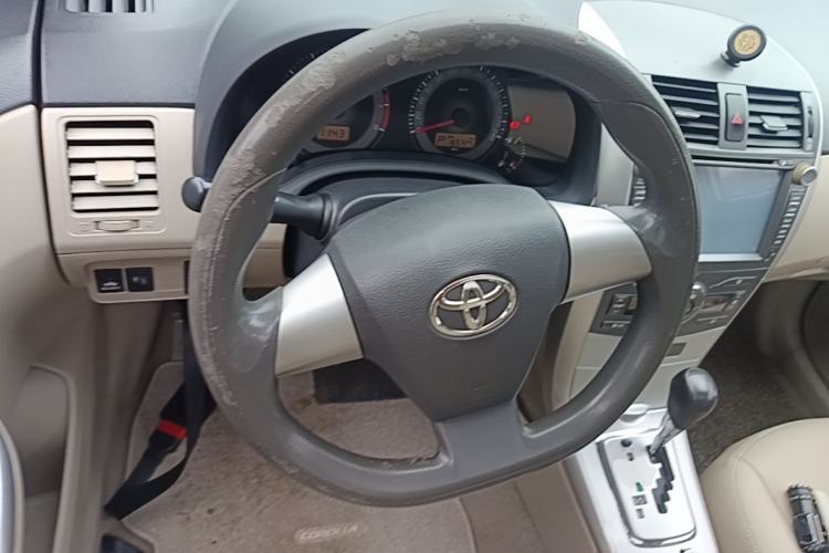 Used Toyota Corolla 2011 1.8L CVT GL-i Steering Wheel