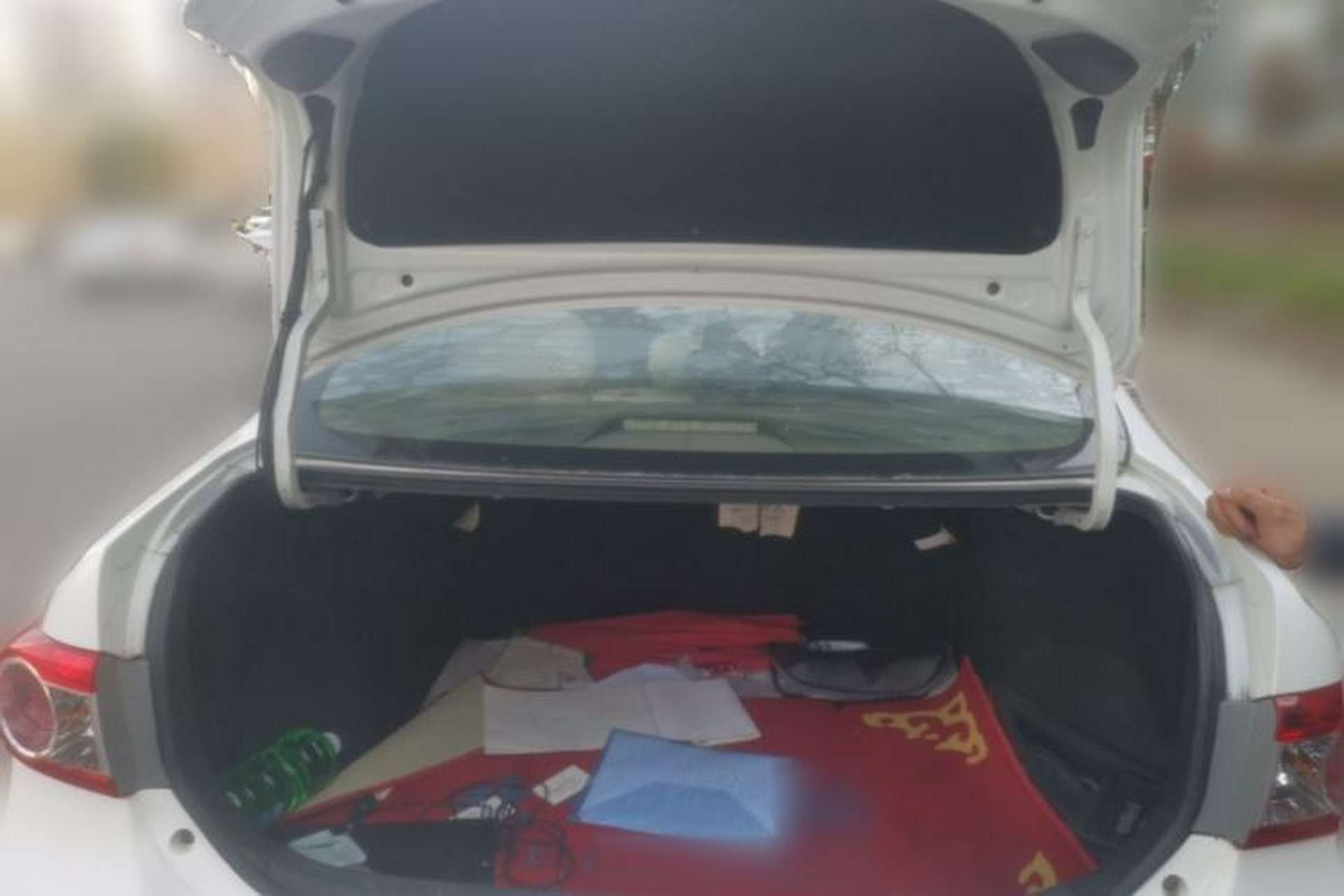 Used Toyota Corolla 2011 1.6L Automatic GL Trunk