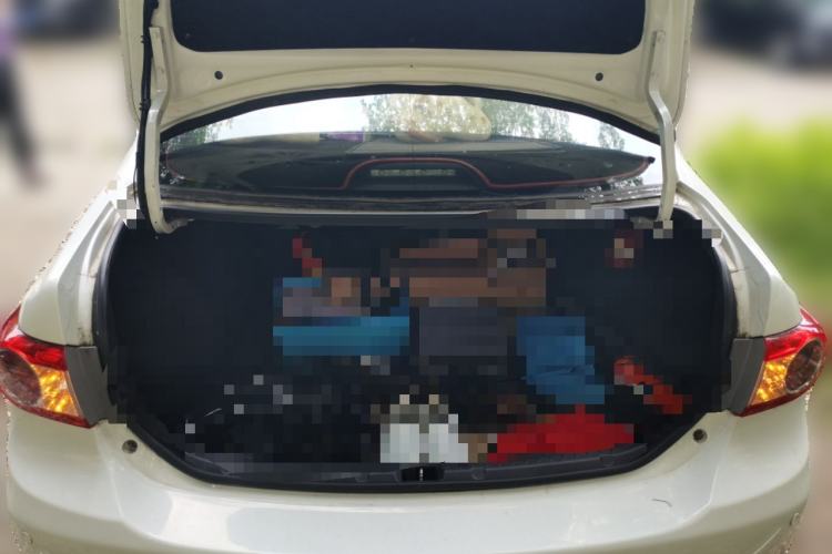 Used Toyota Corolla 2011 1.6L Automatic GL Trunk