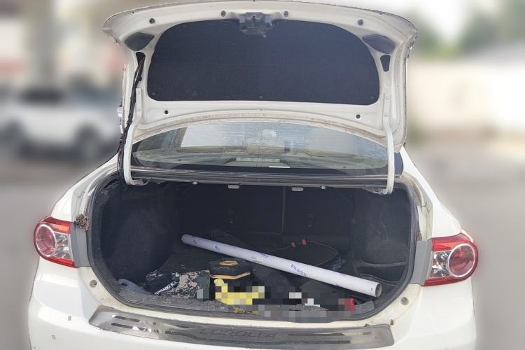 Used Toyota Corolla 2011 1.6L Manual GL Trunk
