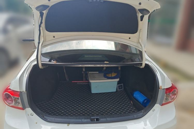 Used Toyota Corolla 2011 1.6L Automatic GL Trunk