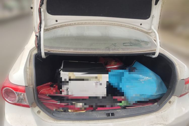 Used Toyota Corolla 2011 1.6L Manual GL Trunk