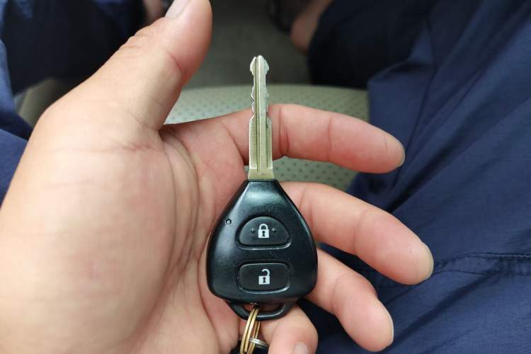 Used Toyota Corolla 2011 1.6L Automatic GL Vehicle Key