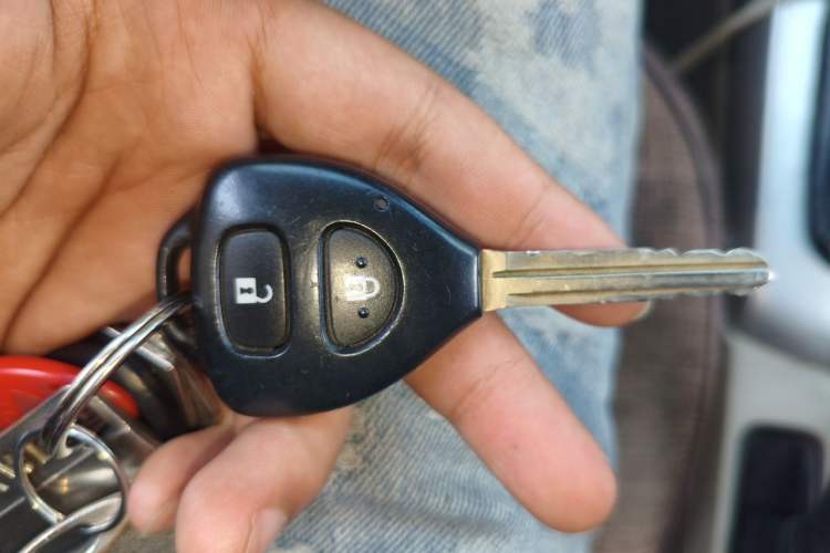 Used Toyota Corolla 2011 Commemorative Edition 1.6L Manual GL Vehicle Key