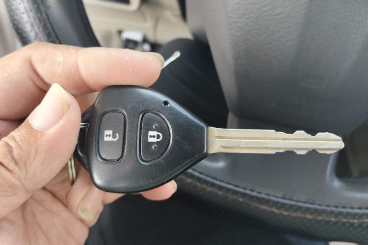 Used Toyota Corolla 2011 1.6L Manual GL Vehicle Key