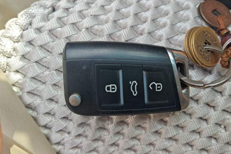 Used Toyota Corolla 2011 1.6L Automatic GL Vehicle Key