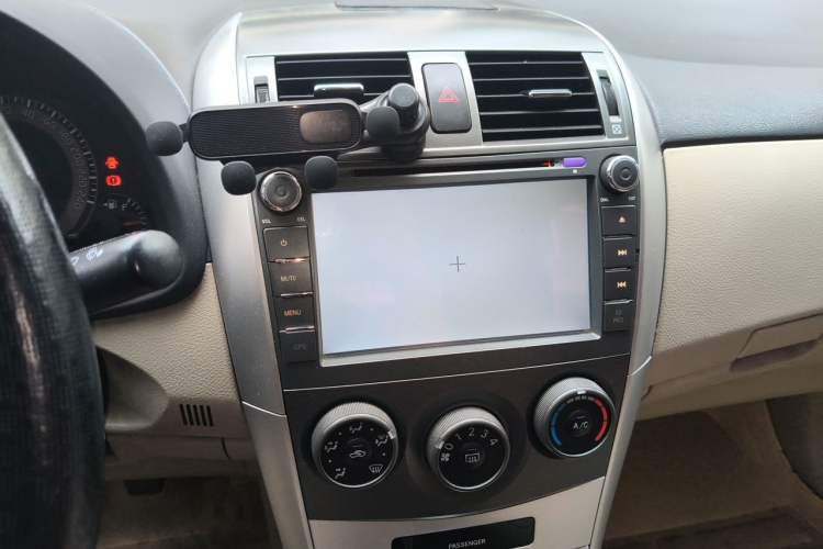 Used Toyota Corolla 2012 Luxurious Edition 1.6L Manual GL Audio And AC Panel