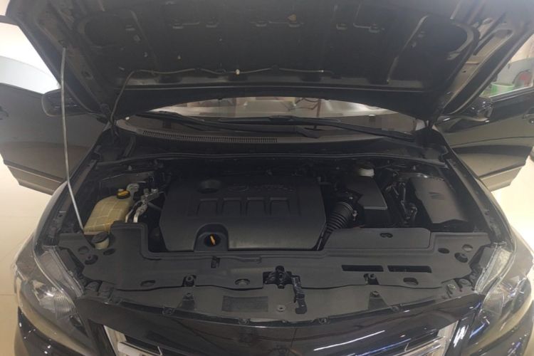Used Toyota Corolla 2012 Luxurious Edition 1.6L Automatic GL Engine Bay