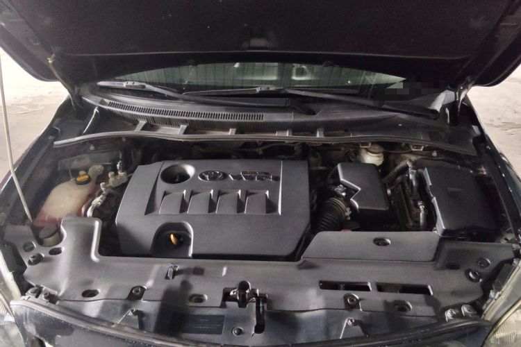 Used Toyota Corolla 2012 Luxurious Edition 1.8L CVT GL-i Engine Bay