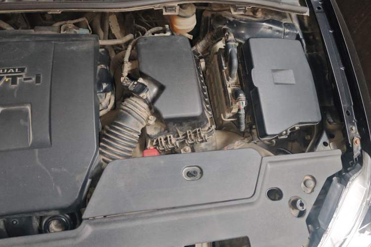 Used Toyota Corolla 2012 Luxurious Edition 1.8L CVT GL-i Engine Bay Left