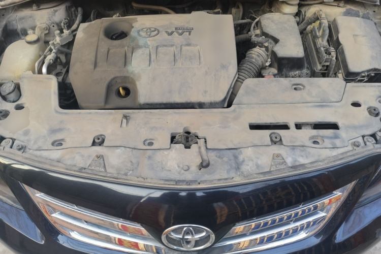 Used Toyota Corolla 2012 Luxurious Edition 1.6L Manual GL Engine Bay