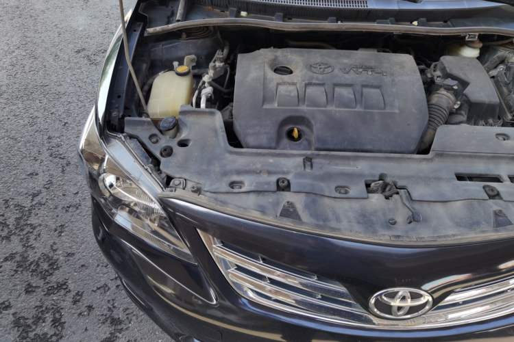 Used Toyota Corolla 2012 Luxurious Edition 1.6L Automatic GL Engine Bay Right