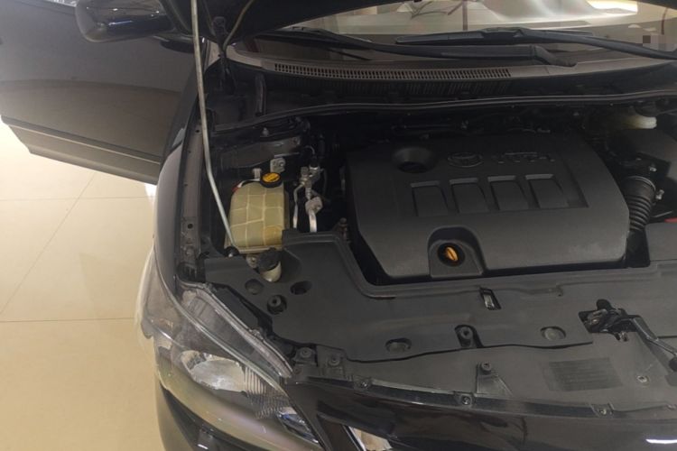 Used Toyota Corolla 2012 Luxurious Edition 1.6L Automatic GL Engine Bay Right